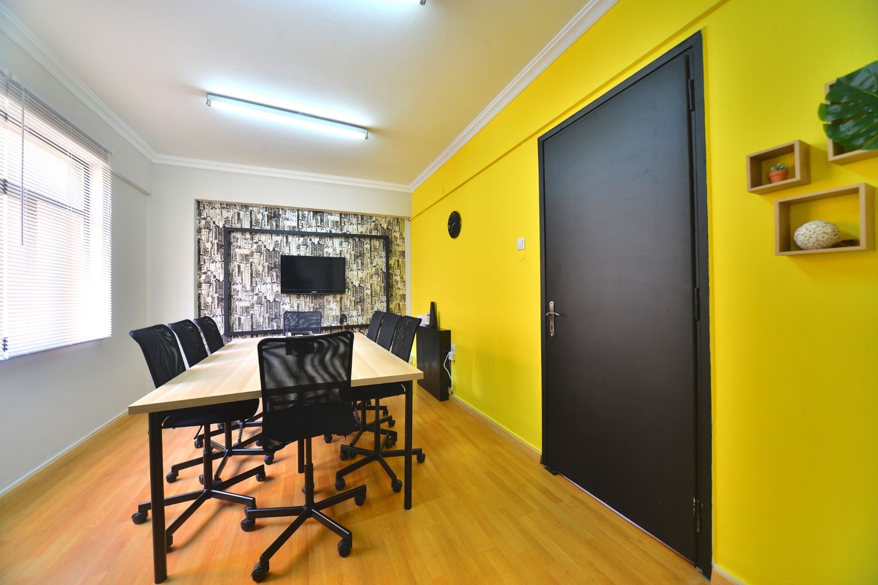 WORKSPOT-COWORKING-SPACE-PIRAEUS-Greece